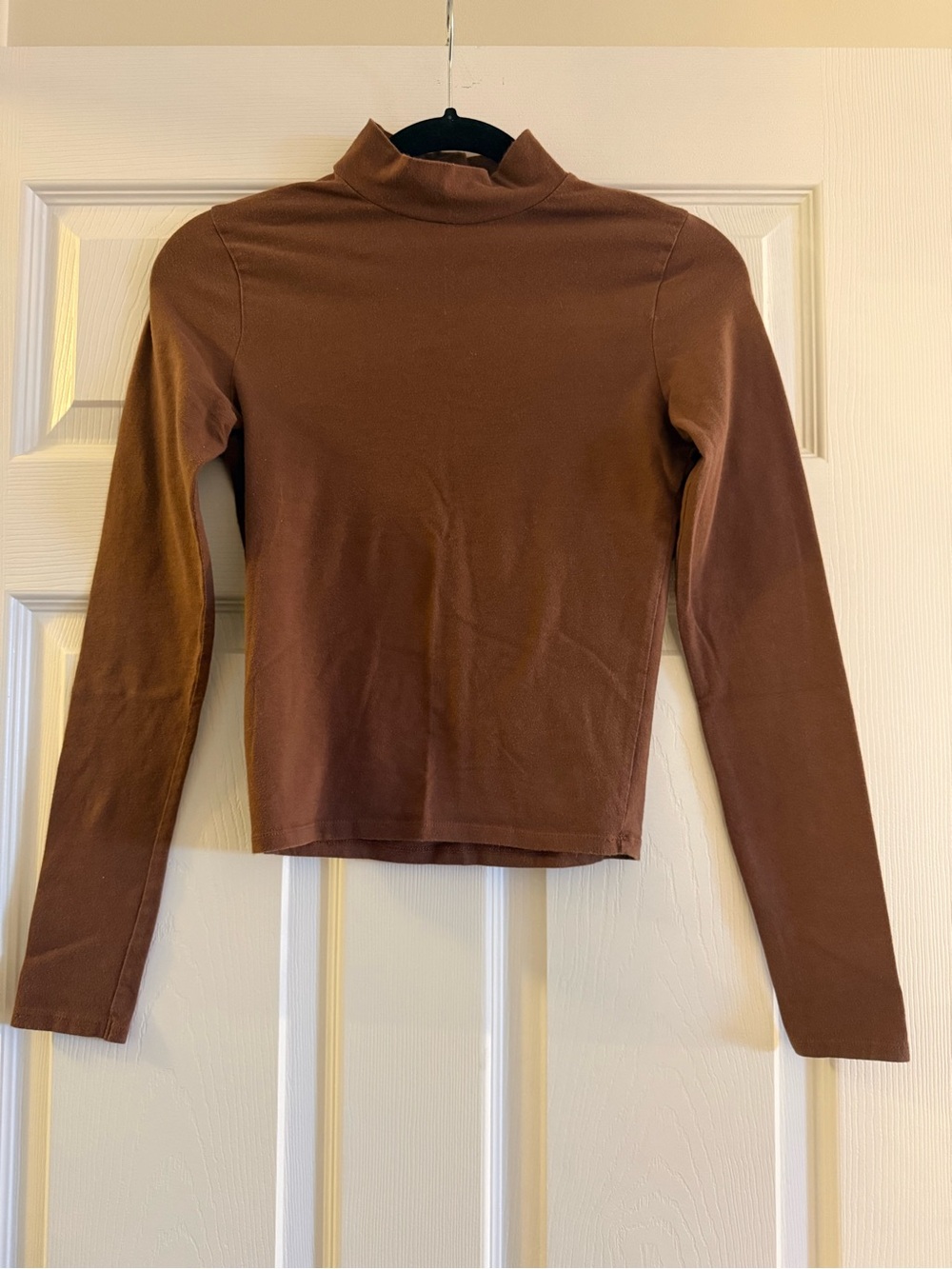 Hollister Brown Mock Neck Long Sleeve Top